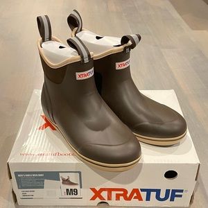 Men's Xtratuf Waterproof Deck Boot Size 9 - New